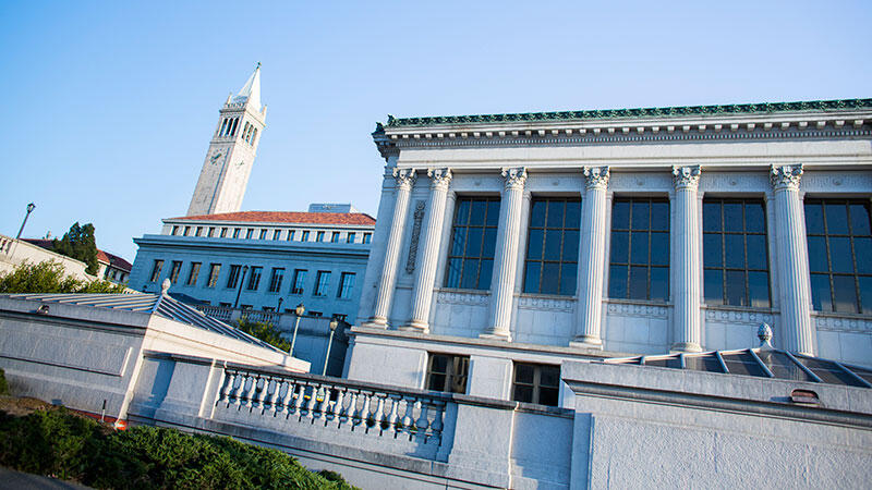 UC Berkeley campanile and doe library